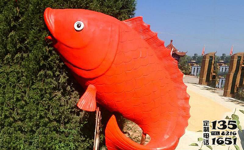 戶(hù)外公園玻璃鋼仿真鯉魚(yú)雕塑